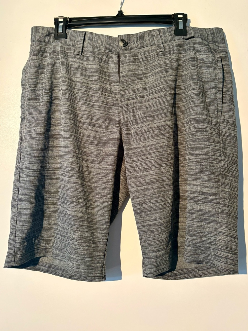 Travis Mathew Men's Heather Gray Flat-Front Shorts
